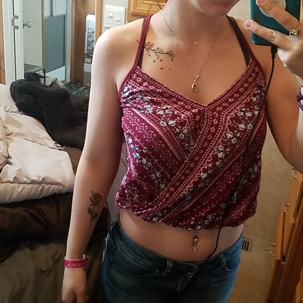 Crop top